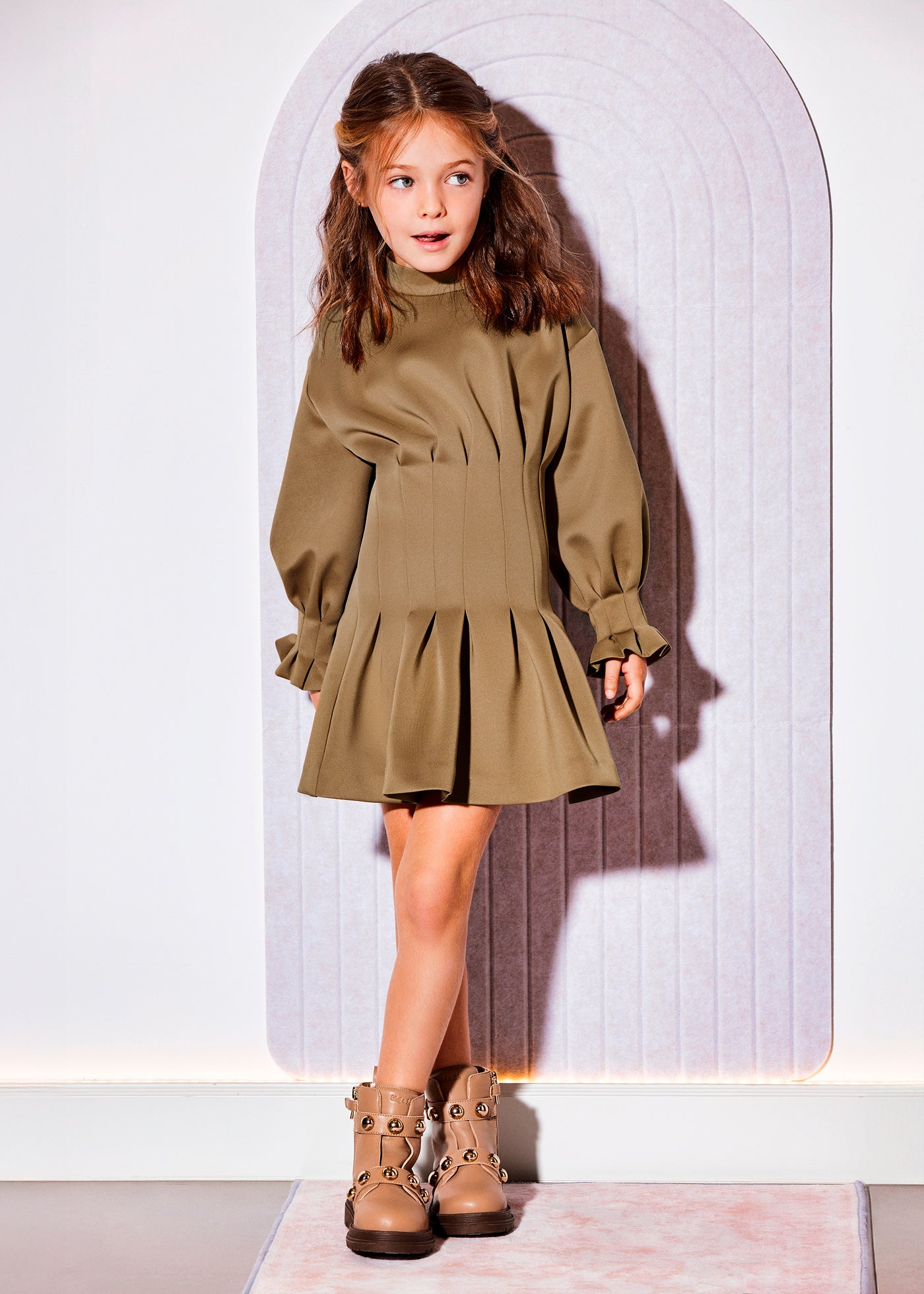 Vestido scuba cámel para niña Abel & Lula 05541 - imagen 2