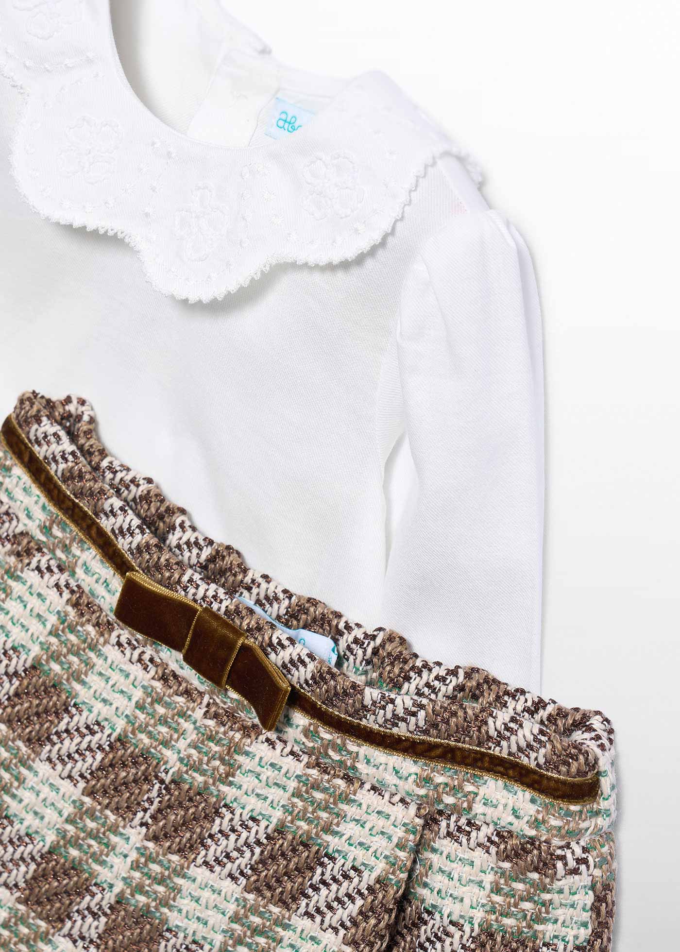 Conjunto de bermuda cuadros vichy macchiato para bebé niña Abel & Lula 05735 - imagen 4
