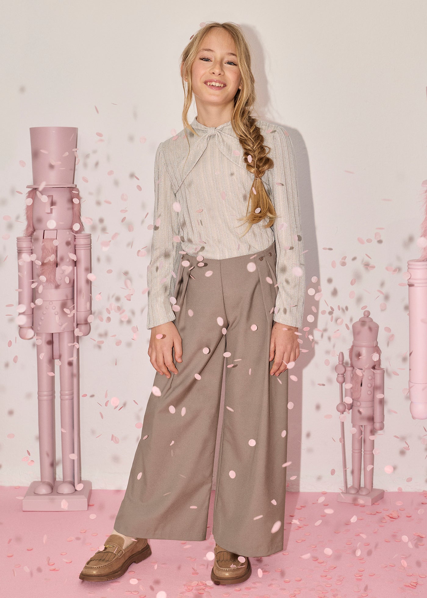 Conjunto pantalón sarga visón para niña Abel & Lula 05768 - imagen 1