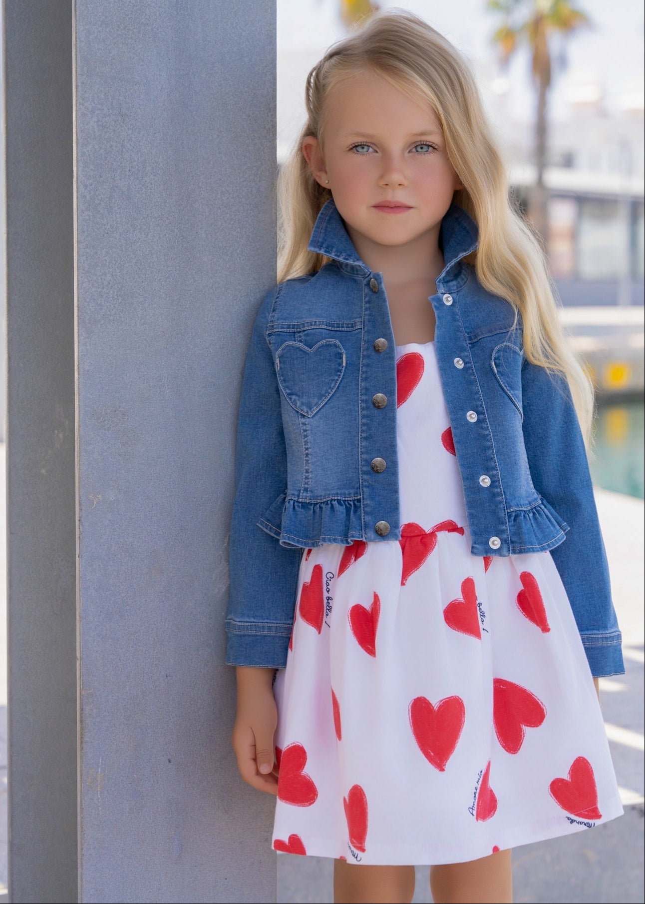 Chaqueta vaquera niña Miranda con bolsillos corazón y volante inferior
