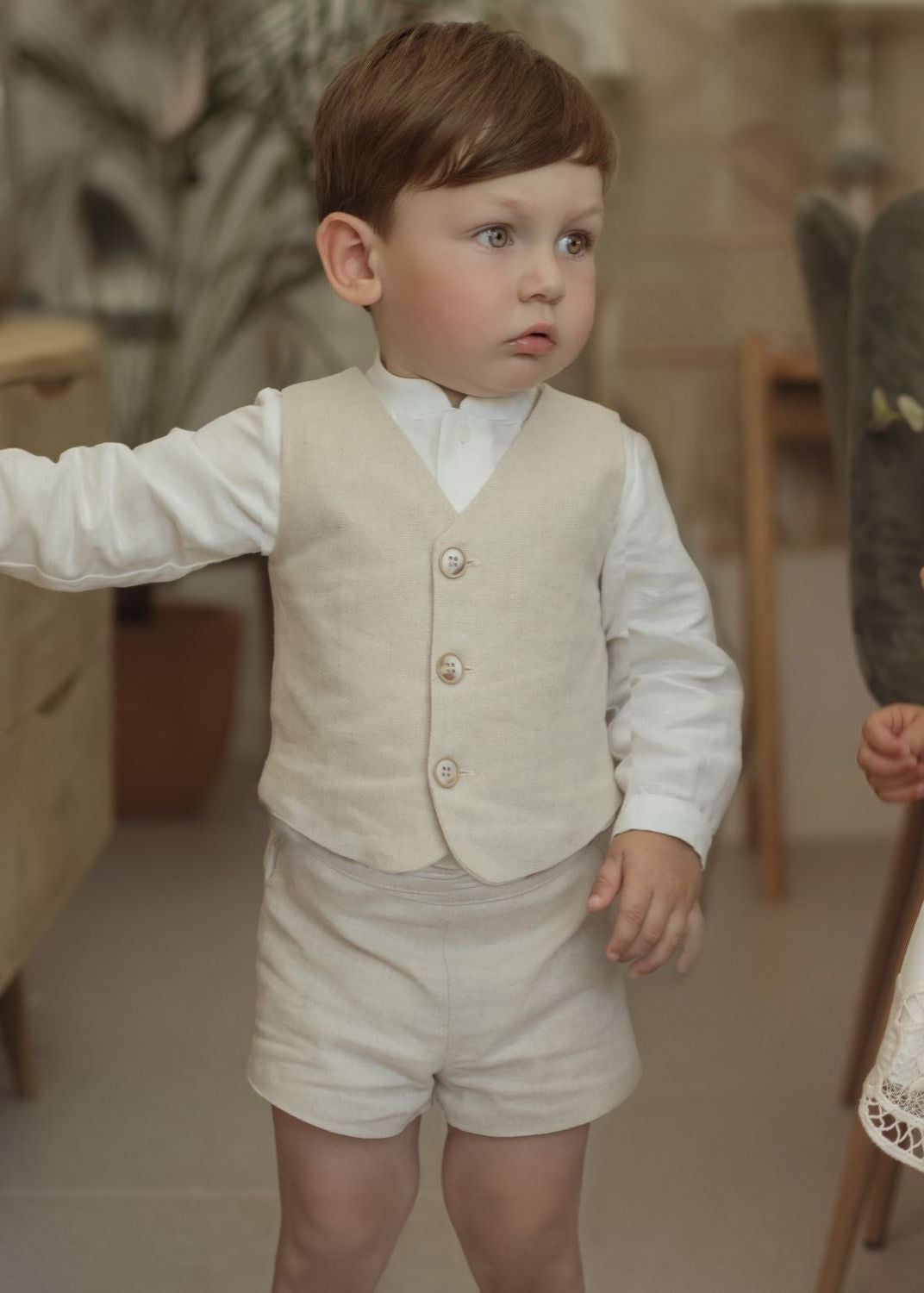 CONJUNTO MAS CHALECO BEBE NIÑO BEIG MIRANDA 0120 - La boutique de AyA Miranda
