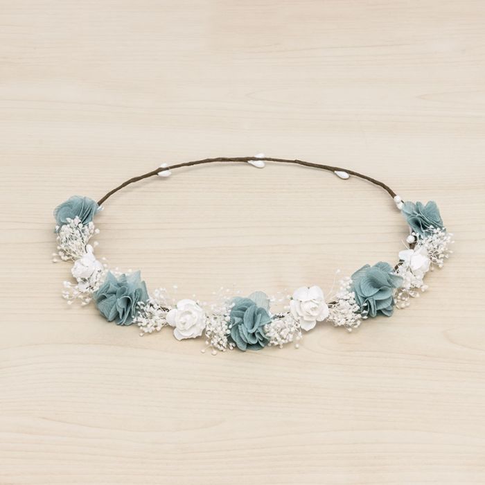 Corona con flores Verde Pastel combinadas y gypsophila Siena - La boutique de AyA Siena