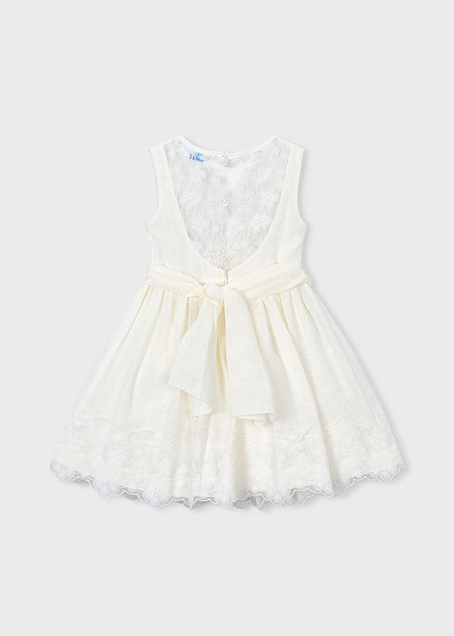 Vestido de Ceremonia para Niña Mayoral - Diseño Puntillas Crudo con Espalda de Encaje 03914