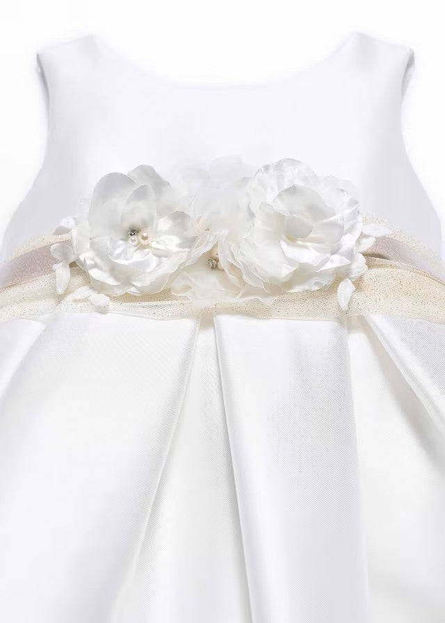 Vestido niña nata satinado con cinturón y flores – Abel y Lula 05030