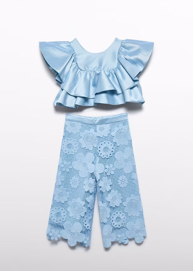 Conjunto celeste de Guipur Color Abel & Lula con Top de Volantes y Pantalón Largo 05212