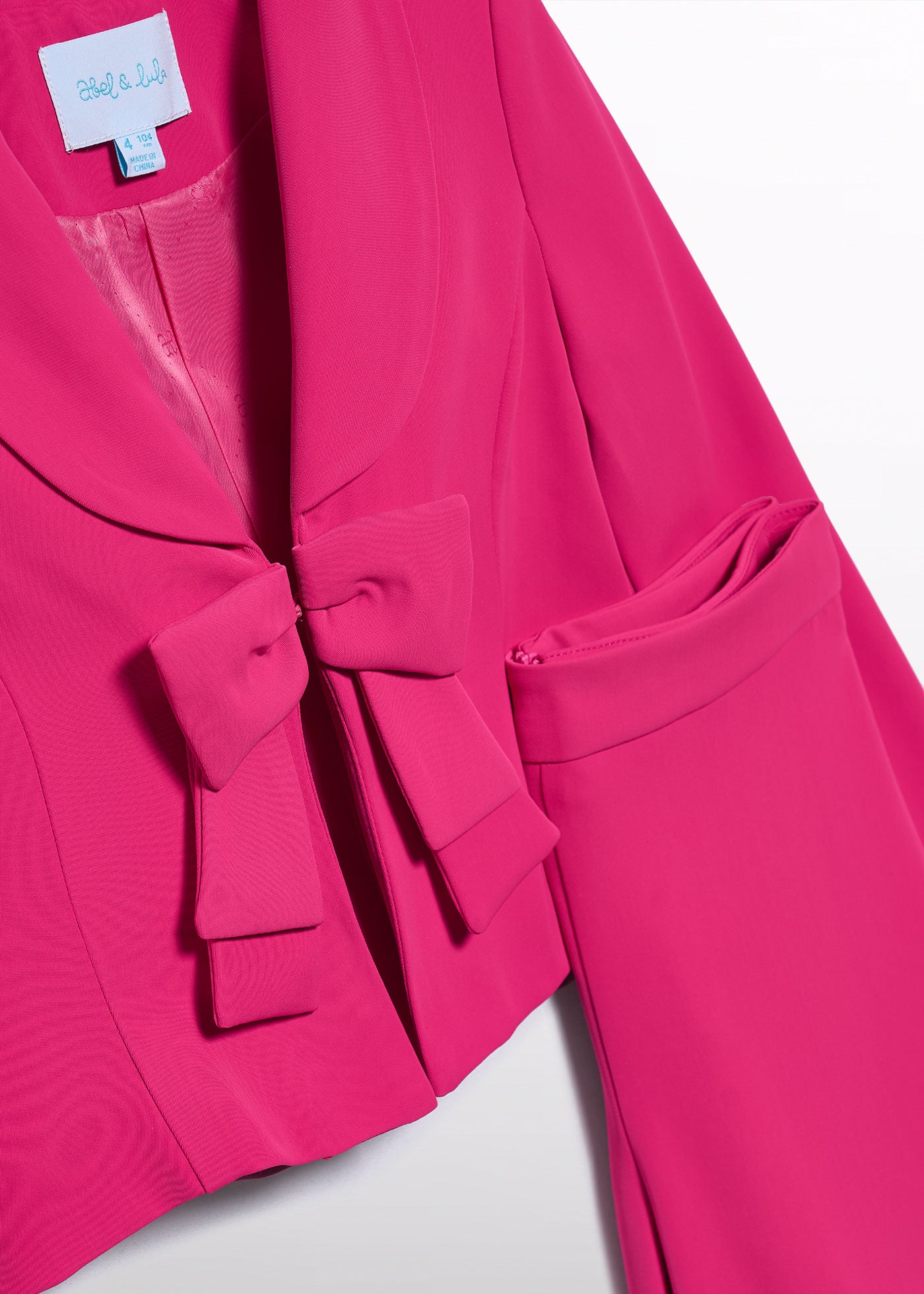 Traje de Ceremonia para Niña en Crepe Fucsia con Detalle de Lazada - Abel & Lula 05220