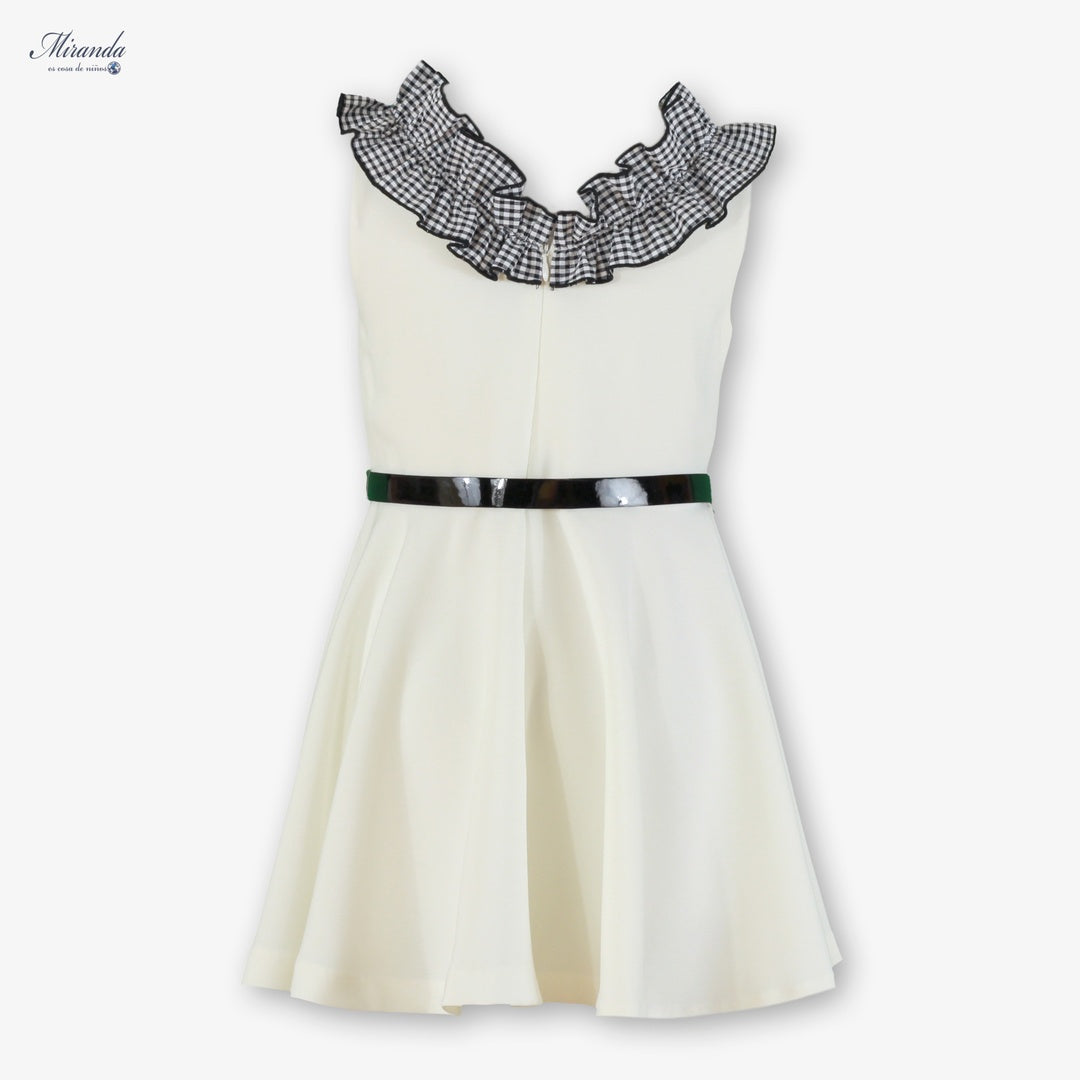 Vestido niña Miranda blanco con volantes y cinturón, vista trasera.