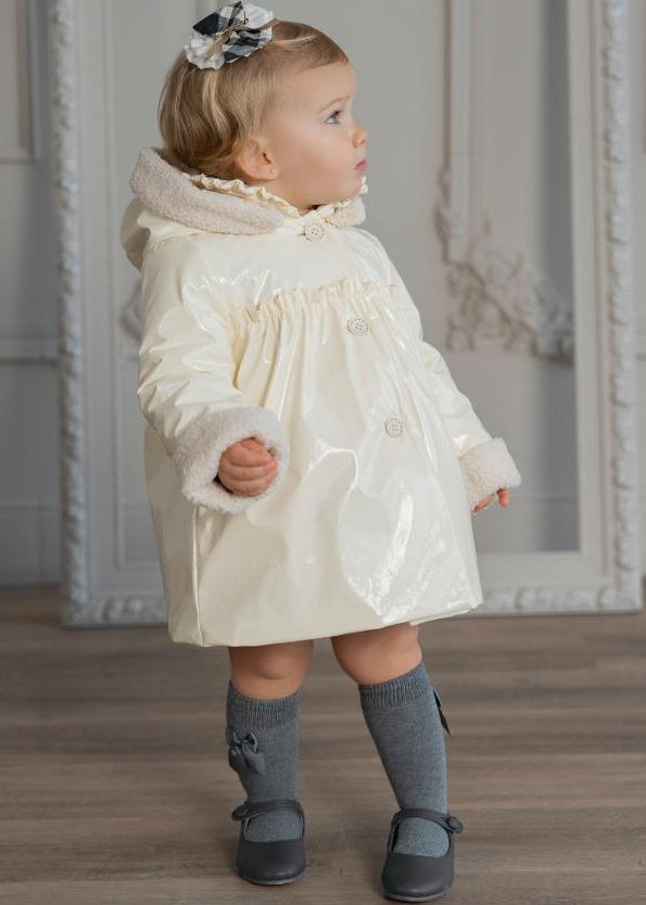 Abrigo bebe niña charol Miranda 0159 - La boutique de AyA Miranda