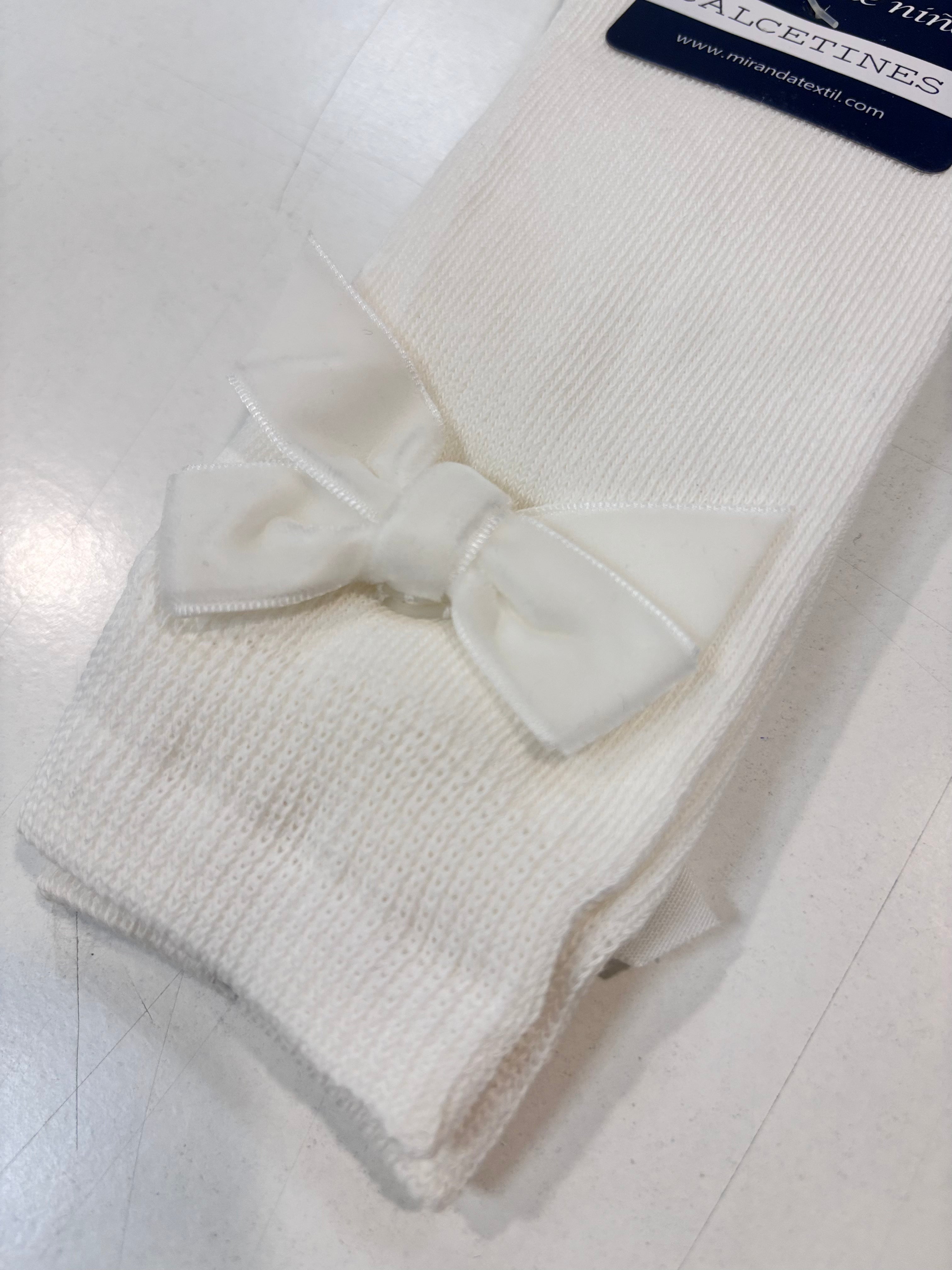 Calcetin lazo terciopelo niña crudo Miranda 1502