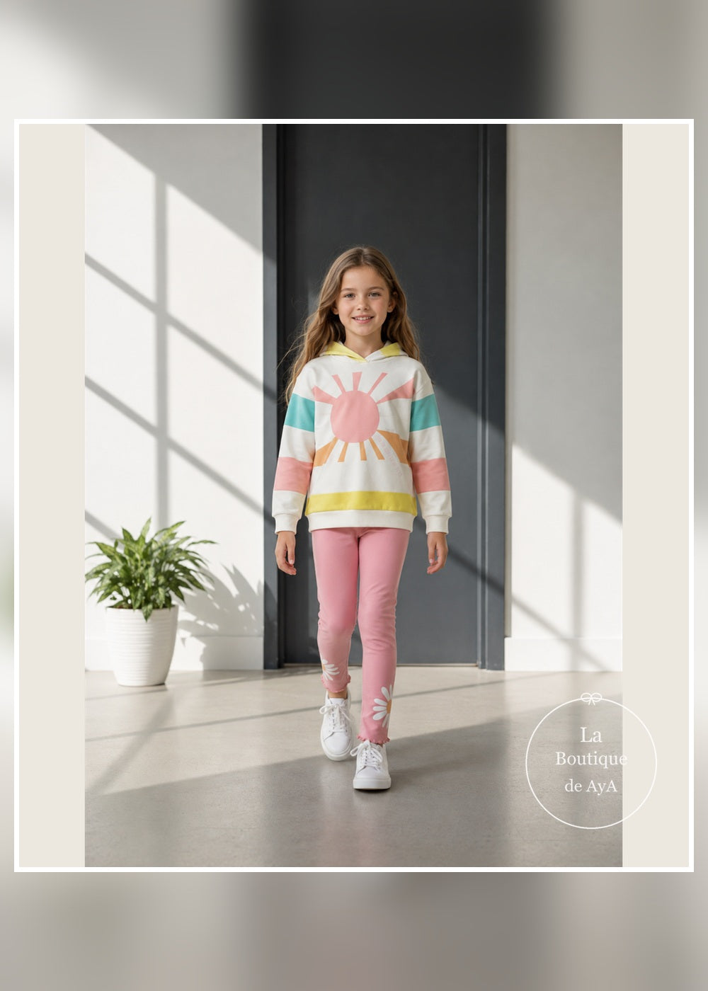 Niña con conjunto Daisy de sudadera y leggings Agatha Ruiz de la Prada 8729W26