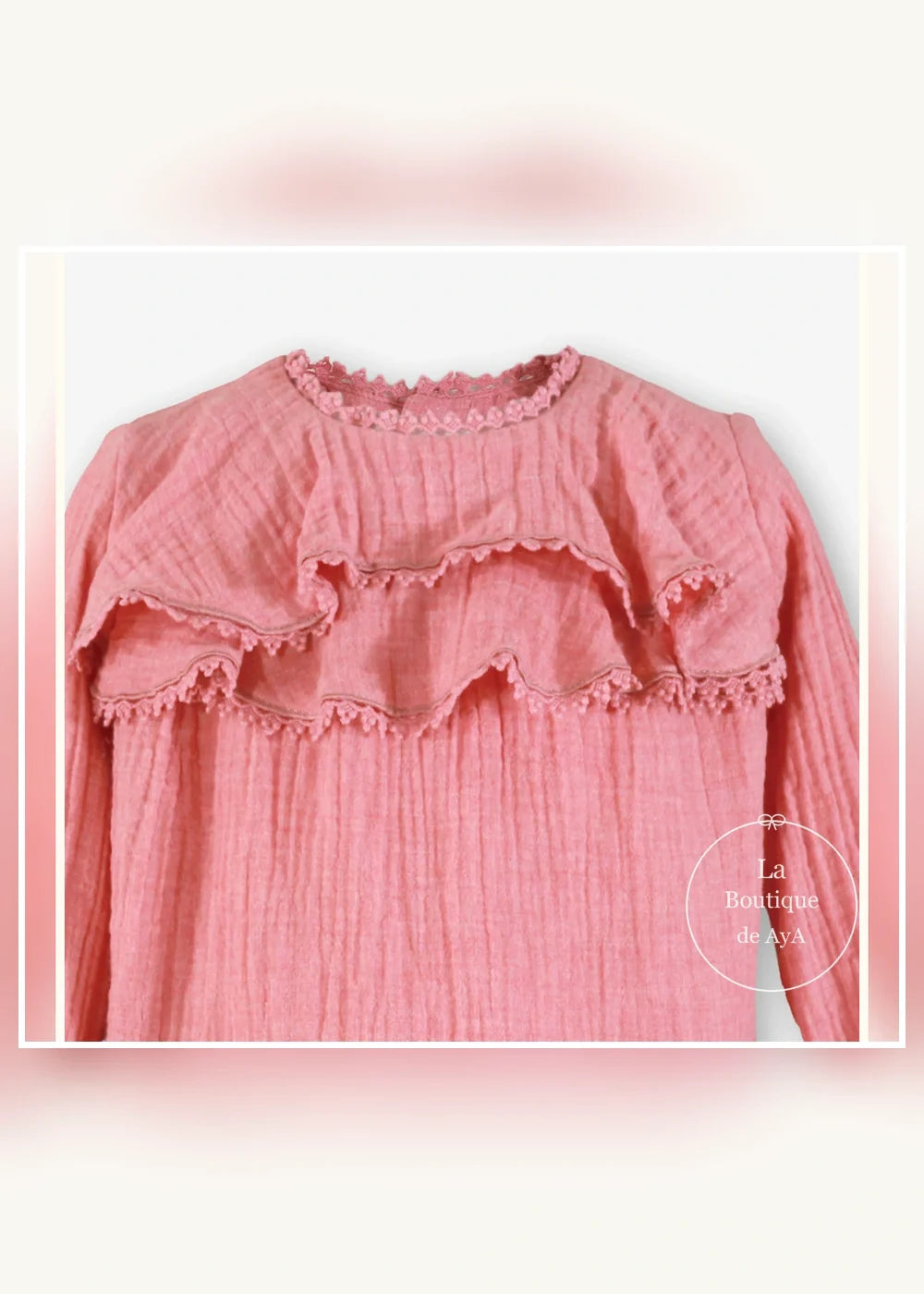 Detalle de la blusa rosa Miranda 40/0226/23