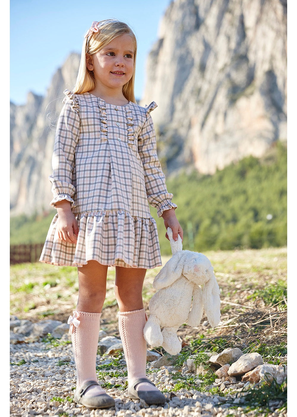 Vestido niña Juliana cuadritos y volantes 26660, colección otoño invierno 2026/2027