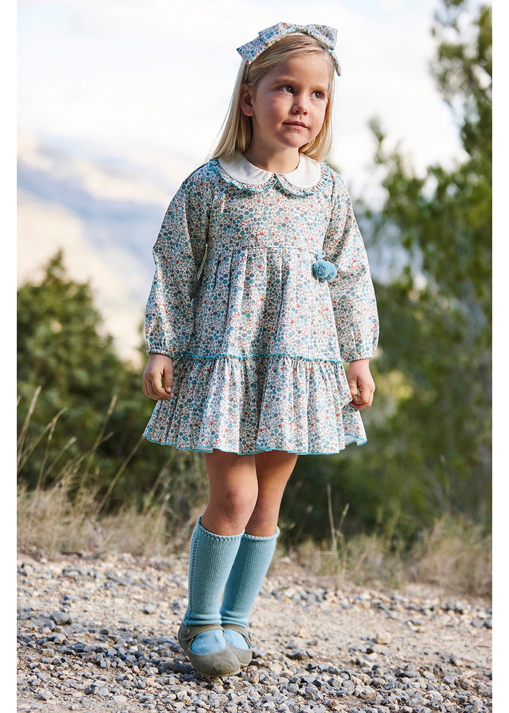 Vestido bebé niña Juliana florecitas y dos volantes 26672, colección otoño invierno 2026/2027