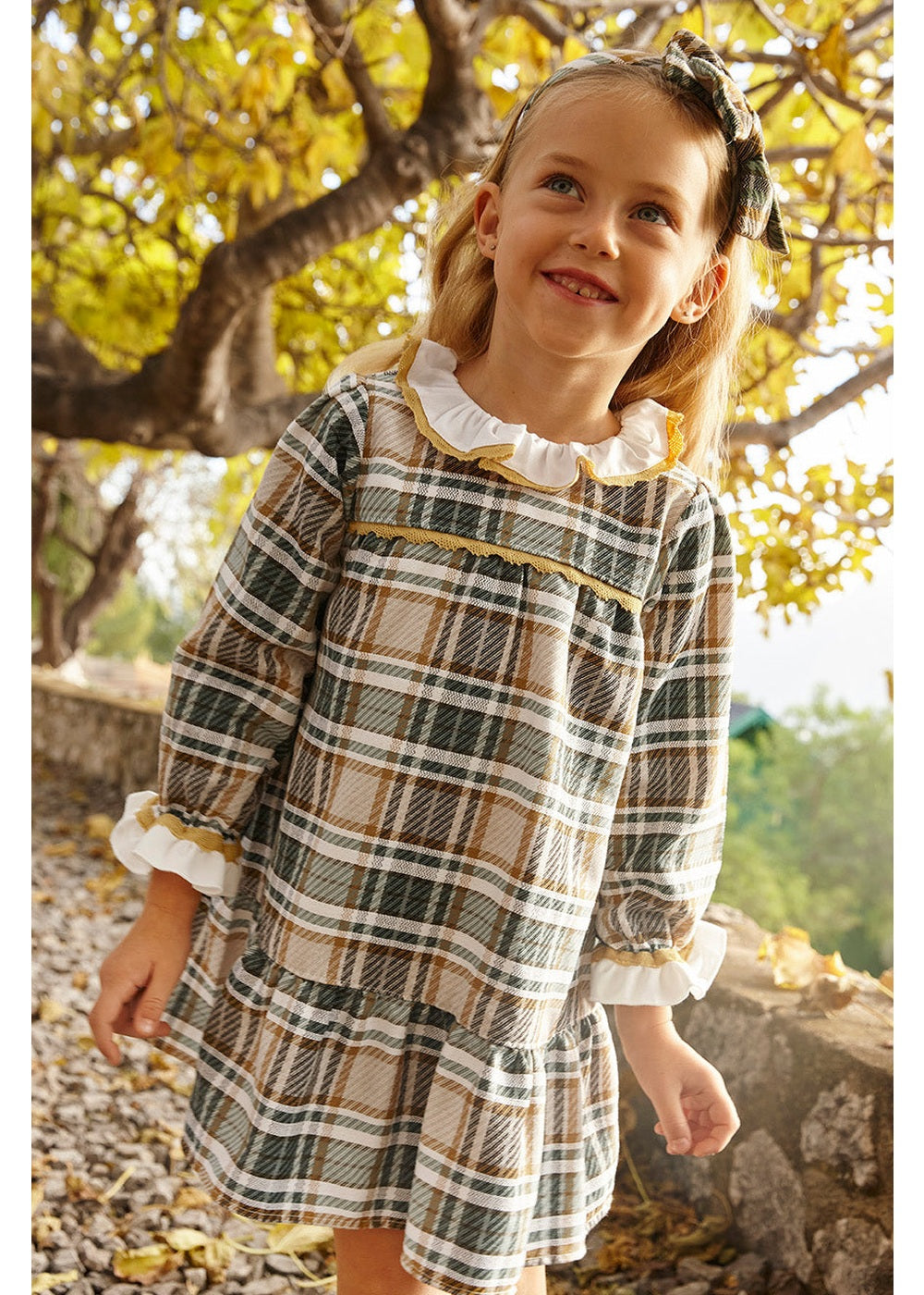 Vestido niña Juliana cuadros y volante 26673, colección otoño invierno 2026/2027