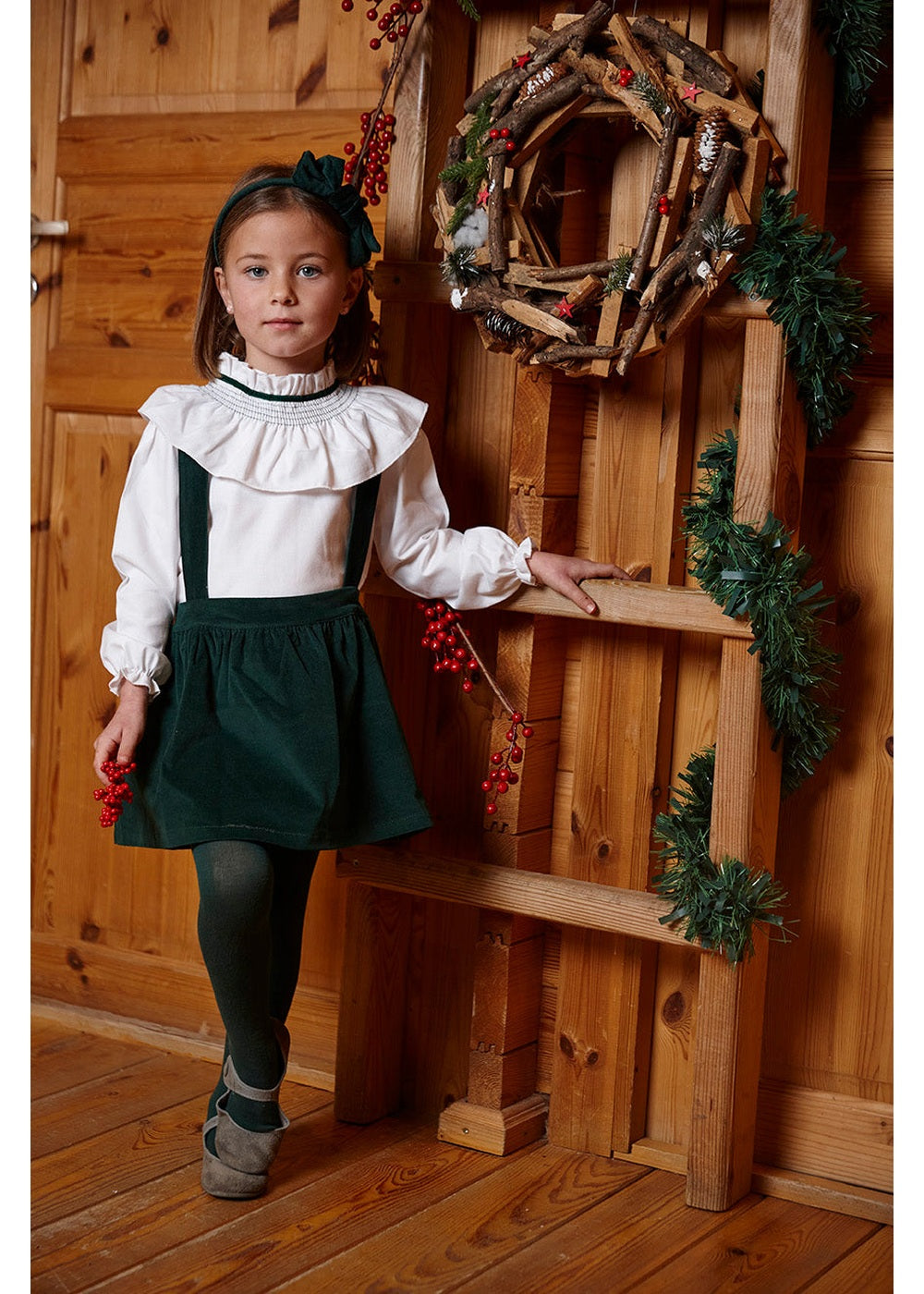 Conjunto niña Juliana falda de terciopelo y blusa 26702, colección otoño invierno 2026/2027