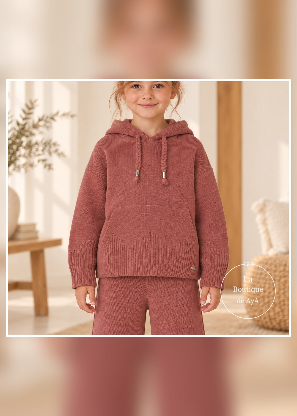 Conjunto punto capucha rosáceo niña Mayoral 04529 - Detalle de la prenda superior