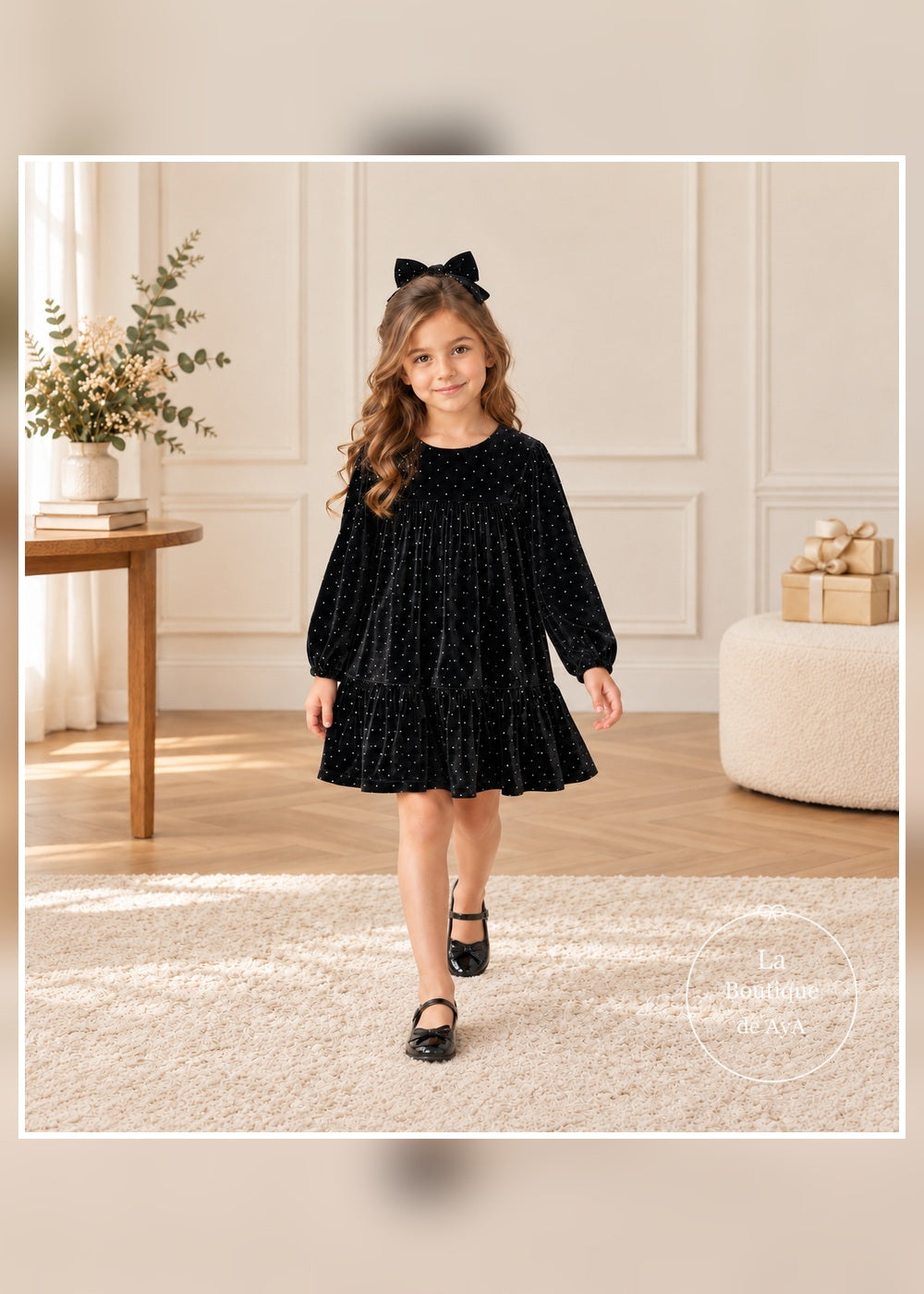 Vestido terciopelo negro con coletero niña Mayoral 04930 - Vista en movimiento