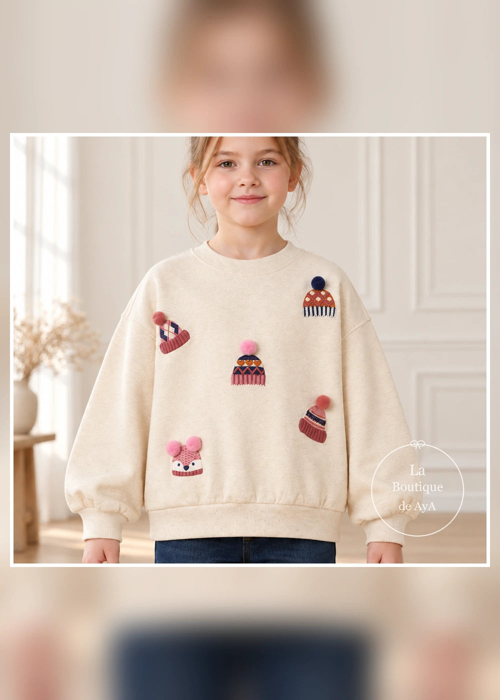 Pullover bordado de gorritos semilla para niña Mayoral, detalle del delantero