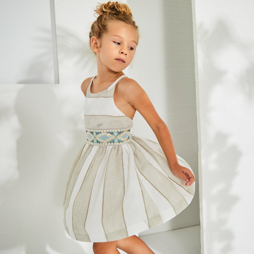 Cómo elegir un vestido de ceremonia infantil