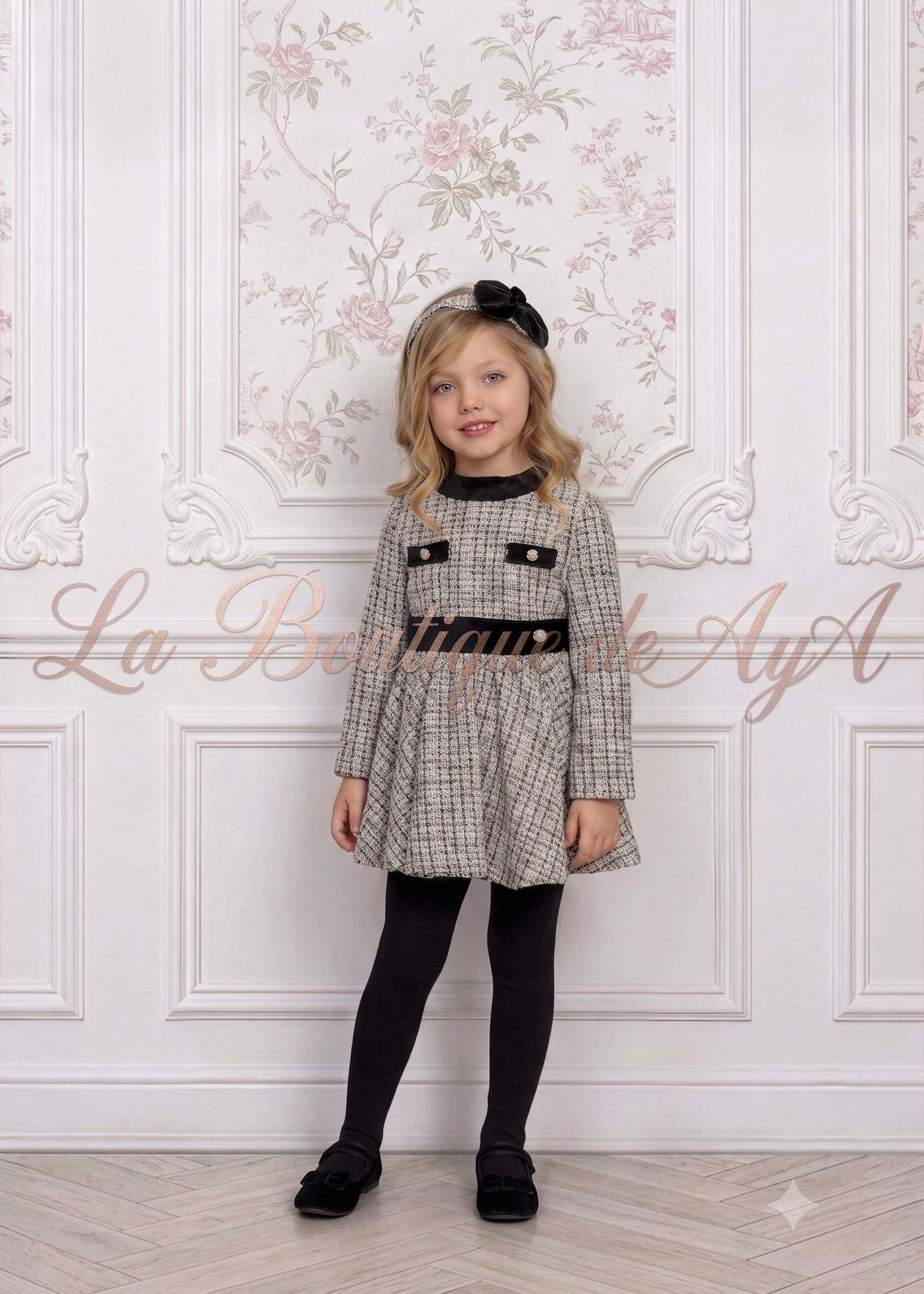 Vestido de Invierno para Niña en Color Negro con Detalles a Contraste 0240