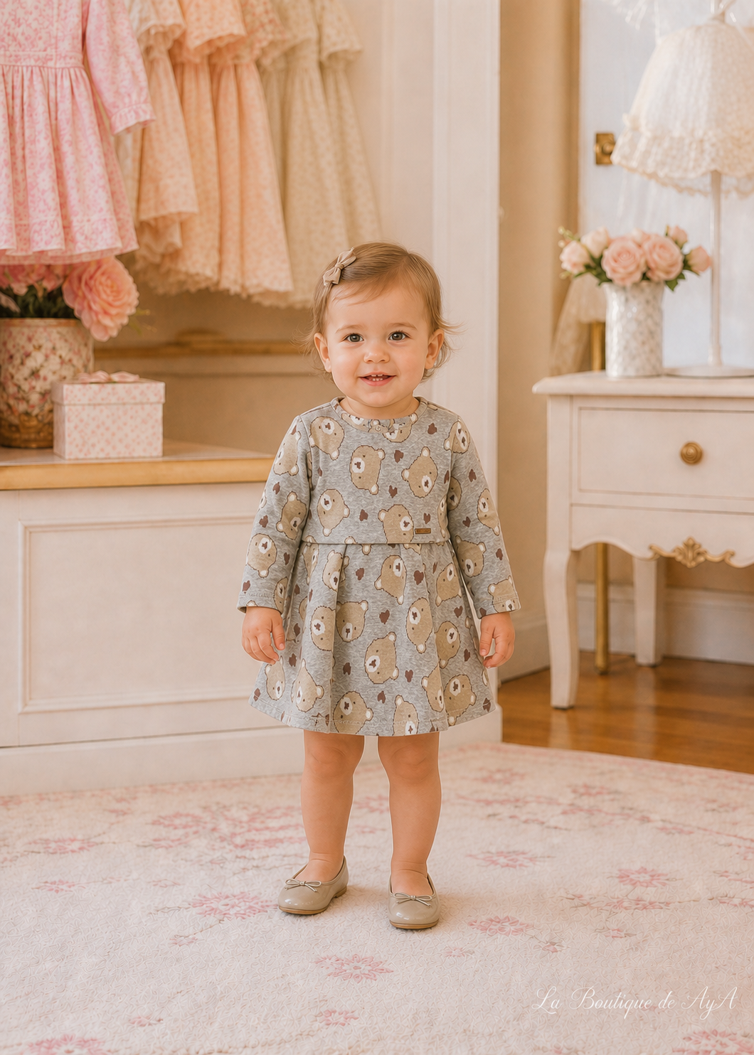 Vestido punto jacquard Gris vigoré Mayoral para bebé 02905-084 - foto con bebé de 18 meses