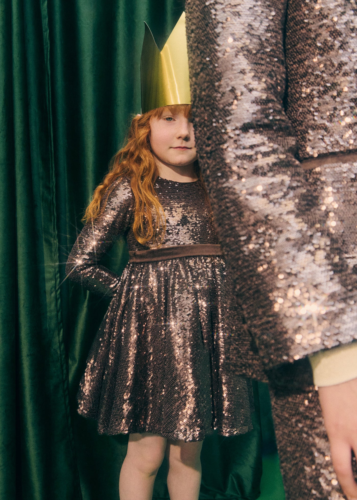 Vestido lentejuelas trufa para niña Abel & Lula 05539 - imagen 2