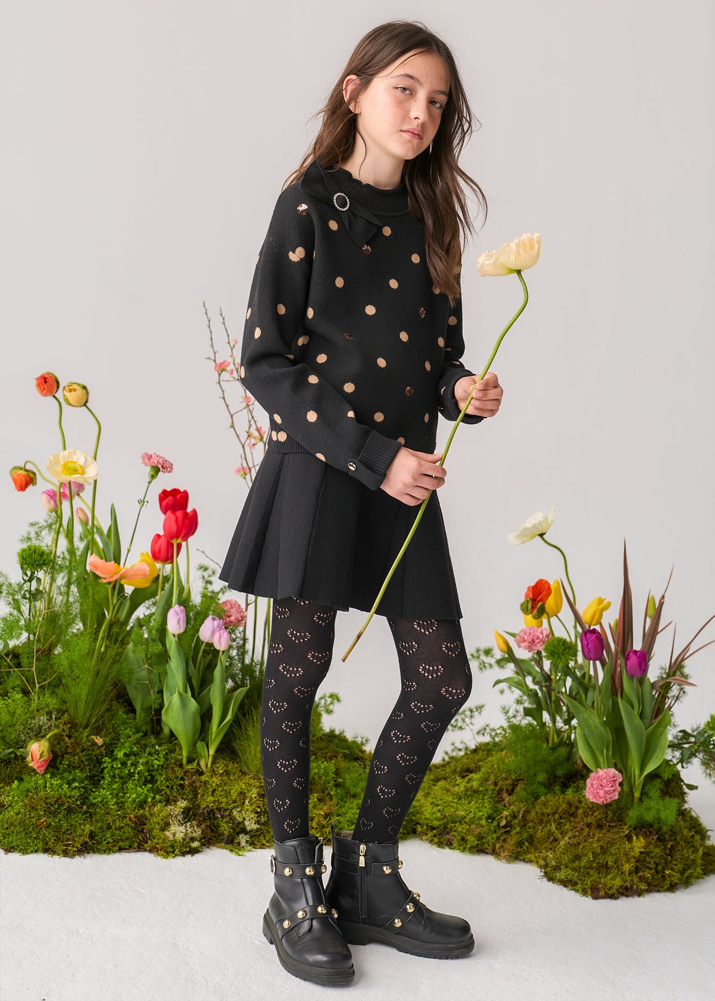 Conjunto de falda tricot topos negro para niña Abel & Lula 05591 - imagen 3