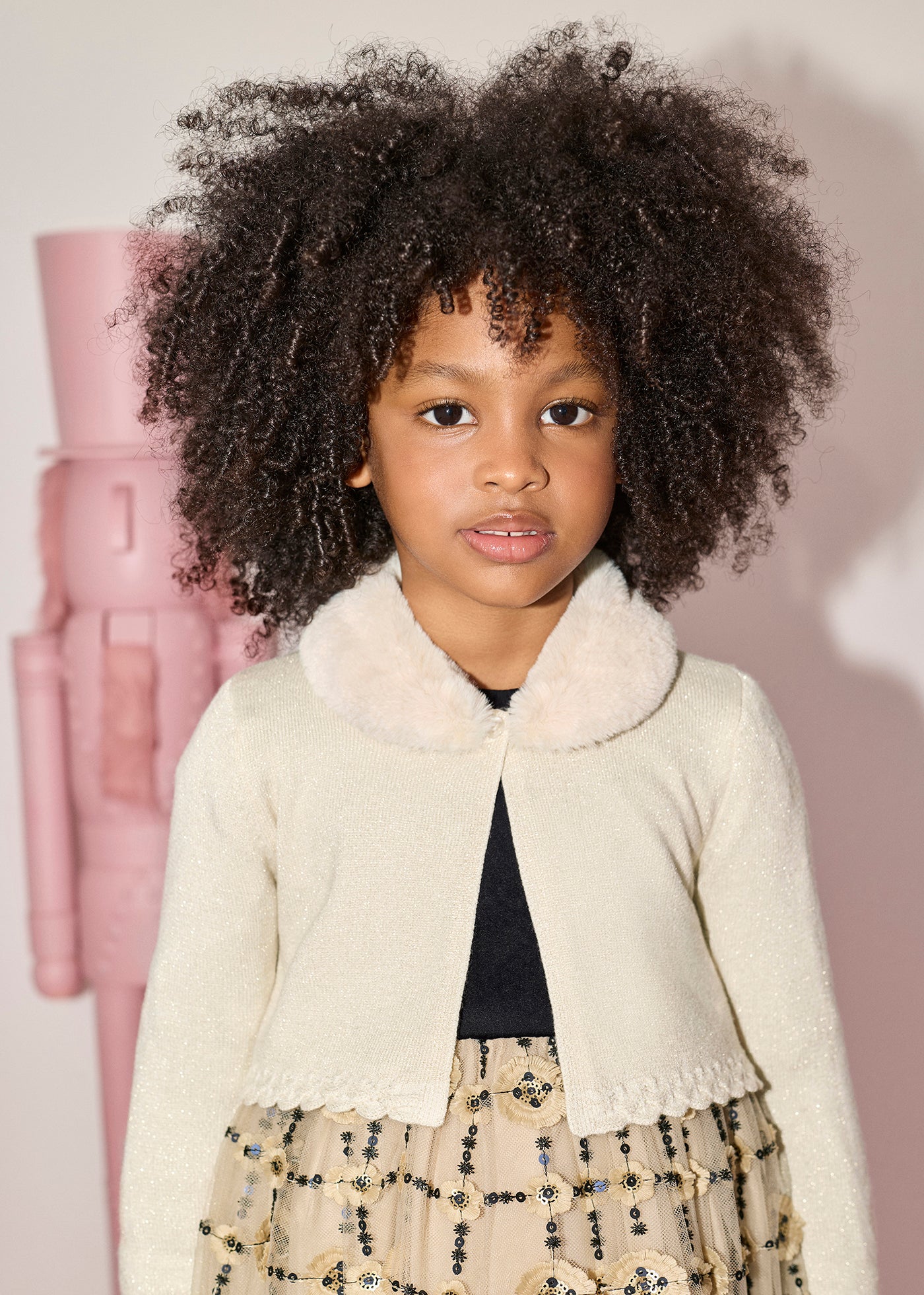 Rebeca tricot champán para niña Abel & Lula 05884