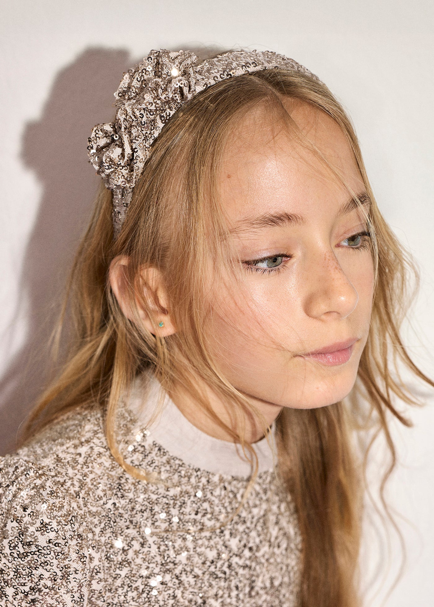 Diadema champán para niña Abel & Lula 05921