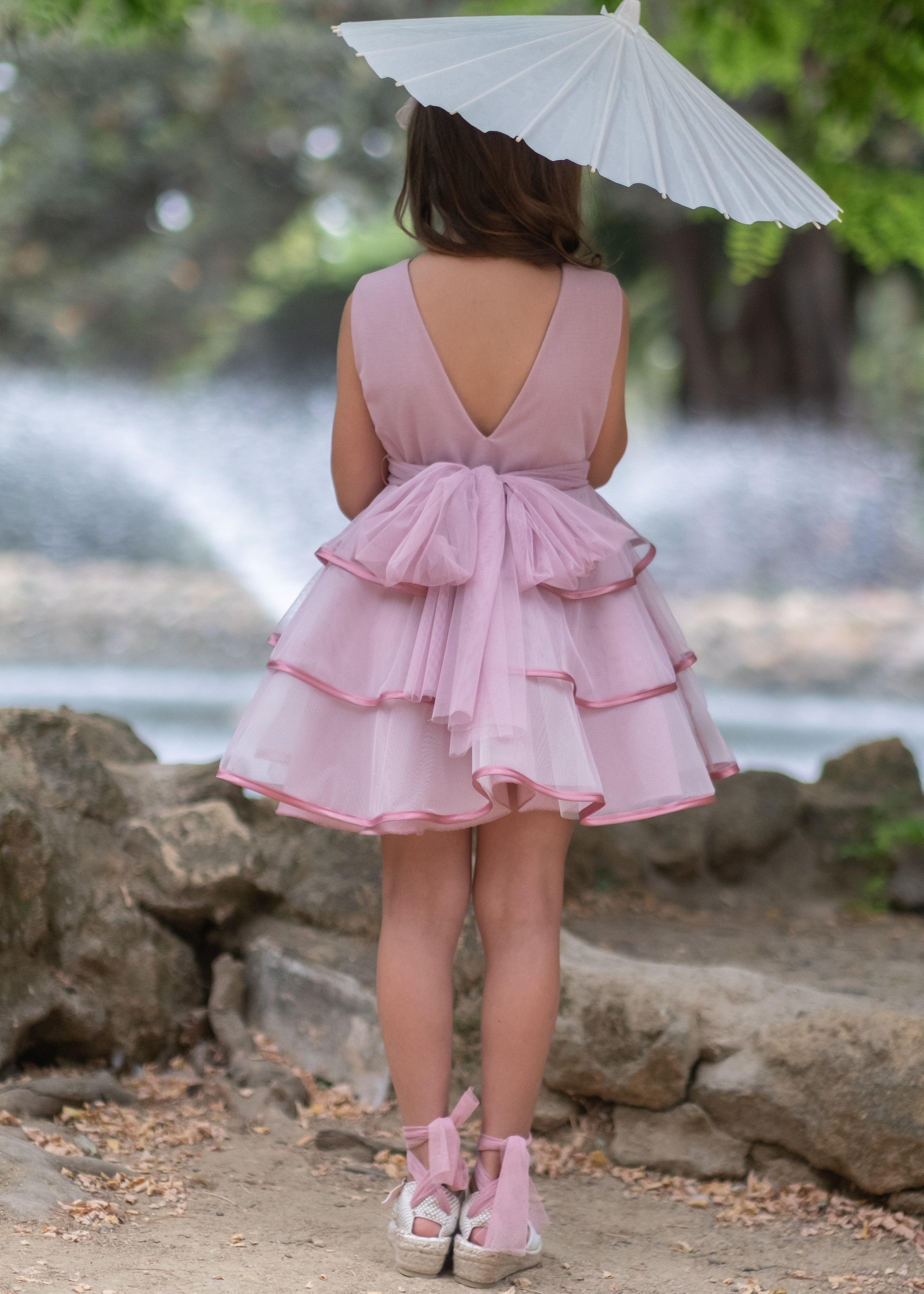 Vestido ceremonia volantes rosa Nekenia 2521819