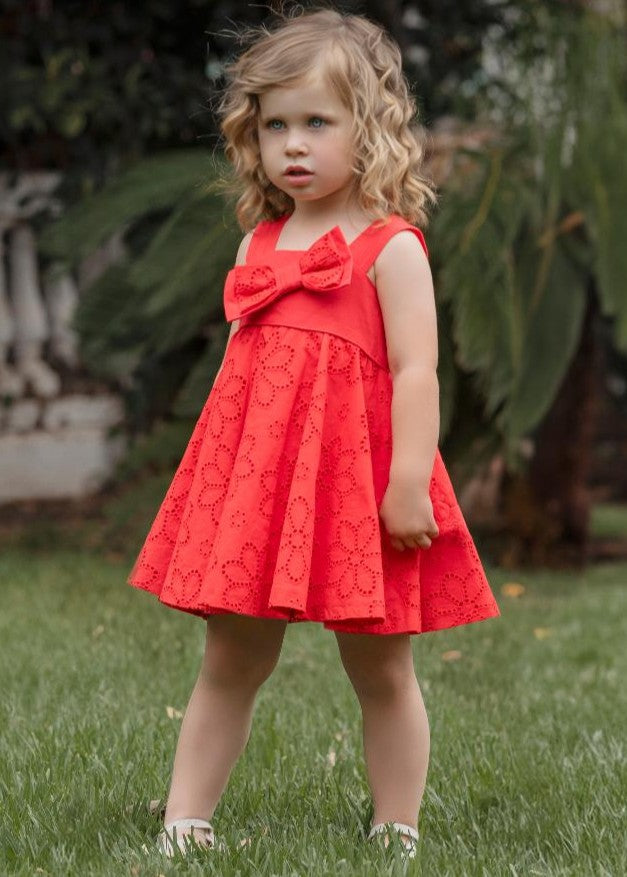 Vestido rojo Miranda 0600 con lazo y tejido perforado