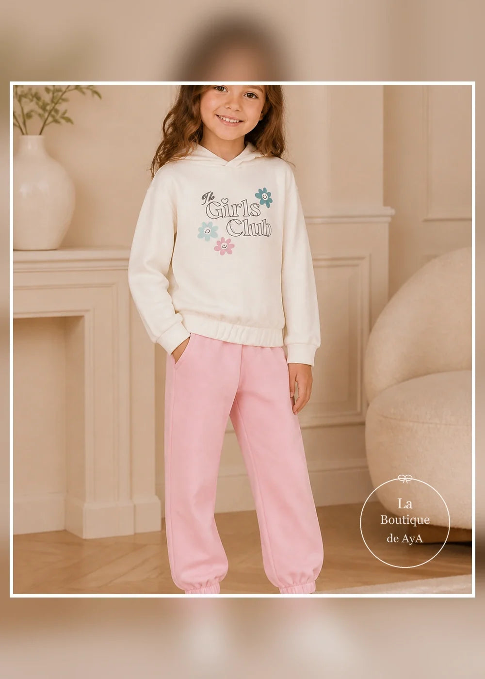 Chándal beige y rosa para niña Miranda 0636, portada con modelo