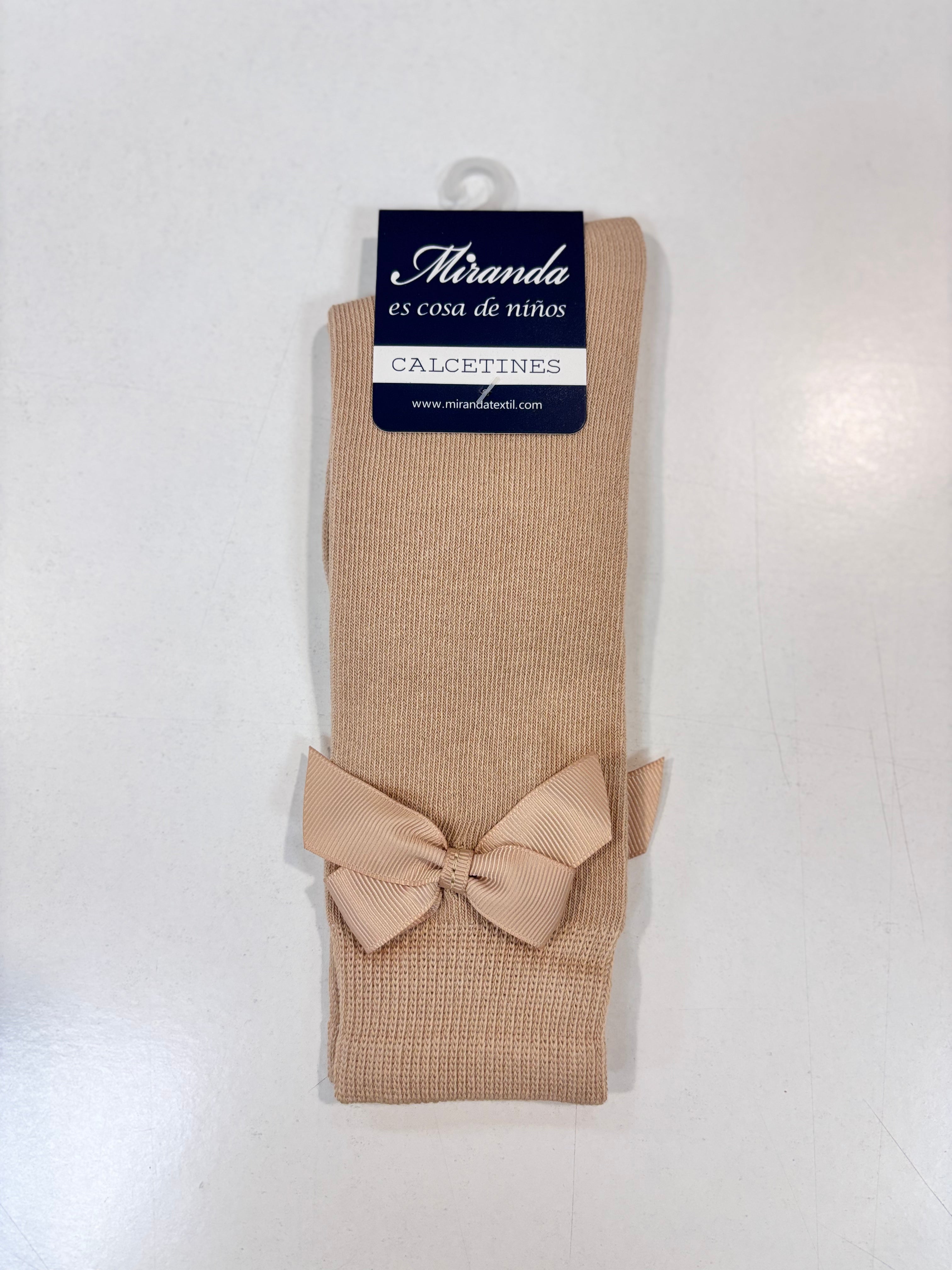 Calcetin lazo raso niña camel Miranda 2502