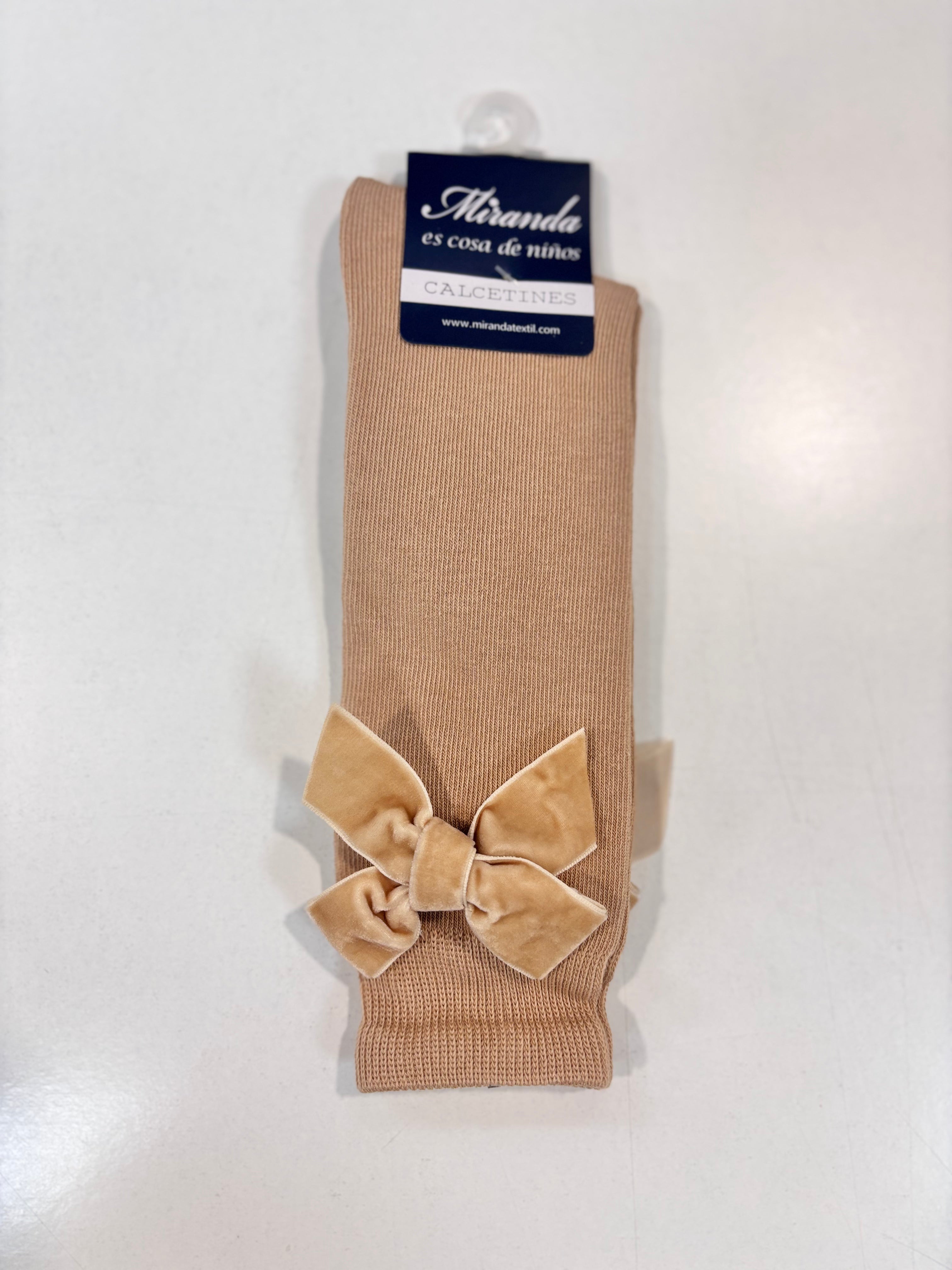 Calcetin lazo terciopelo niña camel Miranda 1502