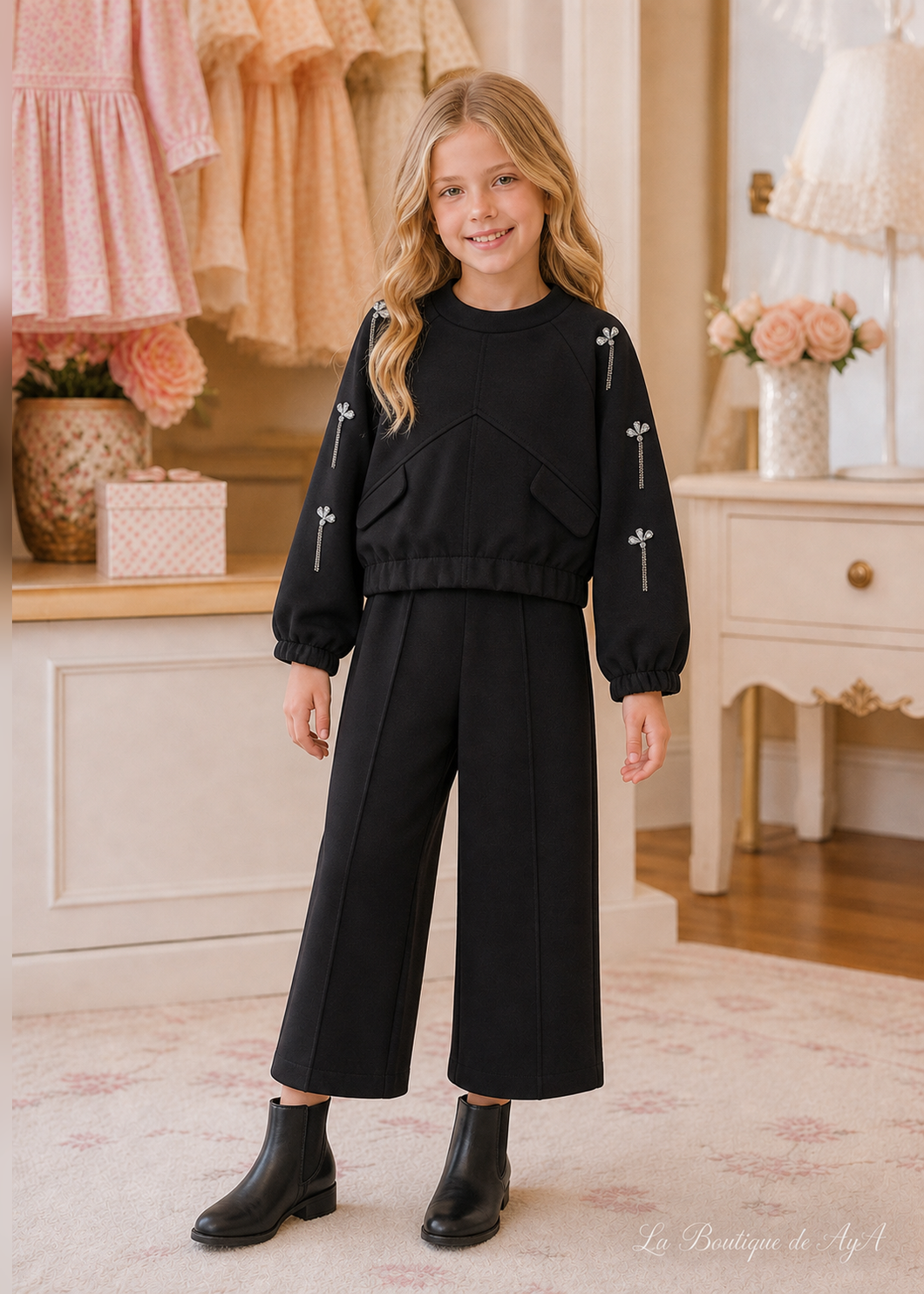 Conjunto pantalón punto joya negro para niña Abel & Lula 05772 con modelo