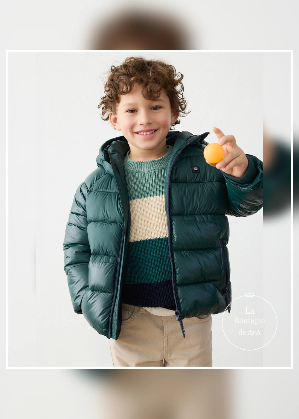 Chaquetón con capucha dark abeto para niño Mayoral 04469-092. Vista principal con modelo.