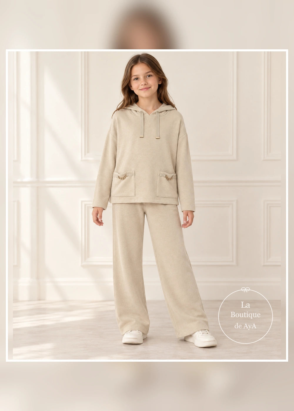 Conjunto de punto canalé humus niña Mayoral 07531-015. Vista principal con modelo.