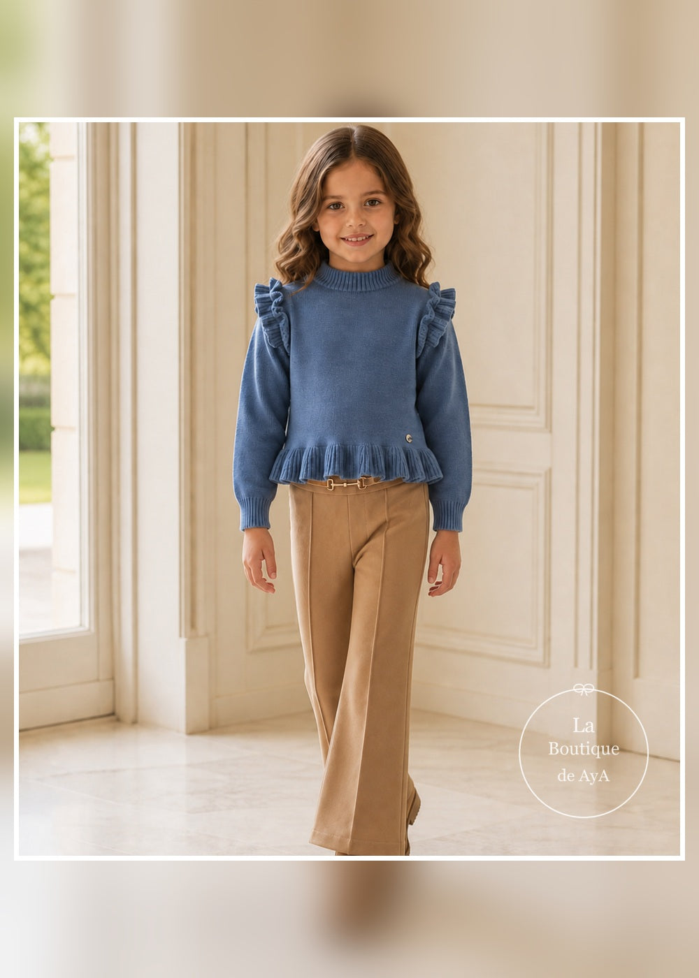 Conjunto niña Miranda azul empolvado y camel 40/0624/3J en movimiento