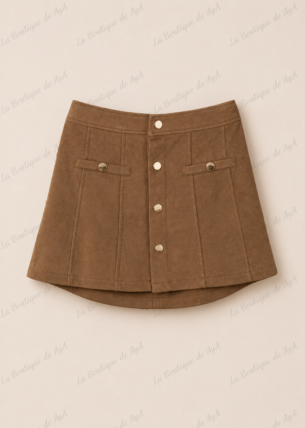 Falda camel Miranda para niña con botones dorados en la parte delantera