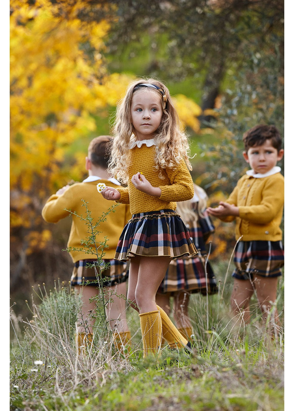 Conjunto bebé niña Juliana braga de cuadros y volantes 26608, colección otoño invierno 2026/2027