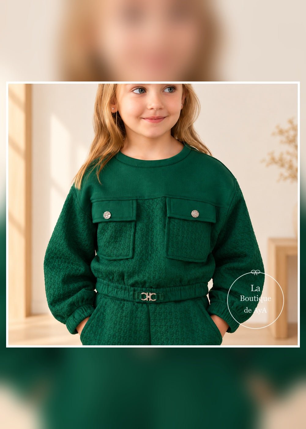 Conjunto texturado verde botella para niña Mayoral 04816: detalle de la prenda superior