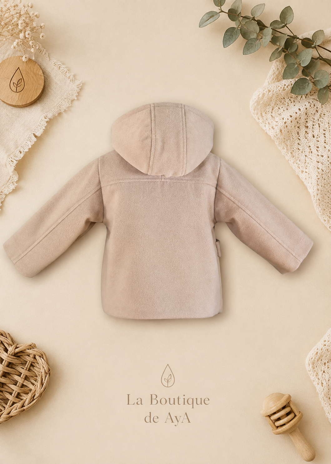 Trenka bebé niño Miranda beige 40/0160 - trasera con marca de agua La Boutique de AyA