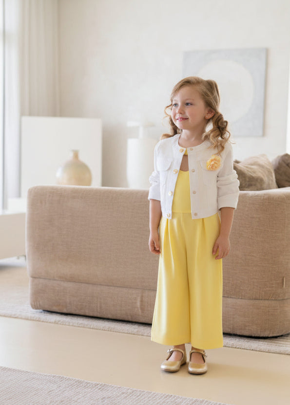  Mono para niña amarillo con lazo trasero y pierna ancha