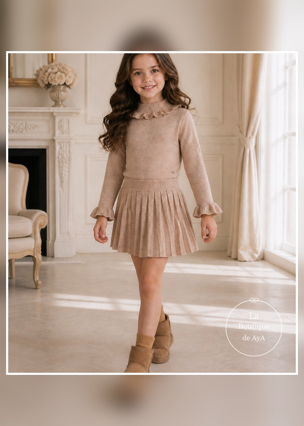 Vestido punto beige tostado niña Miranda 40/0624/V en movimiento